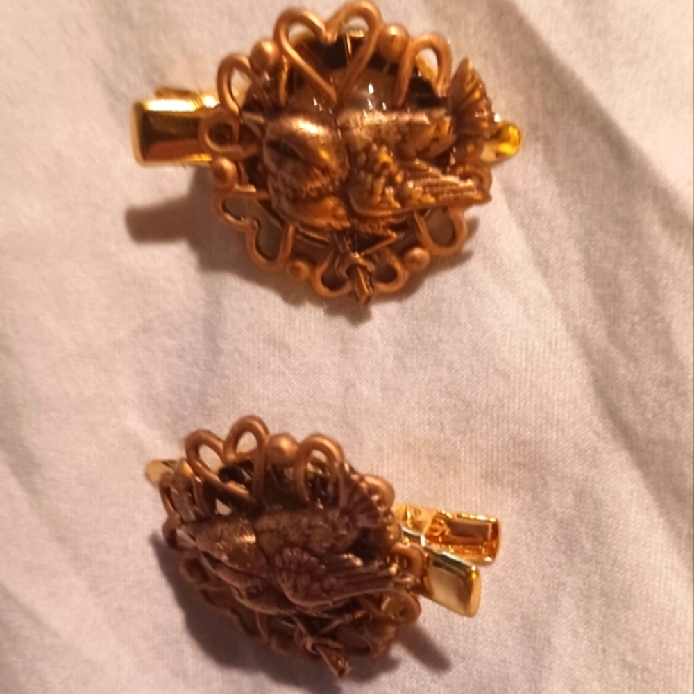 Bird and hearts hairclips